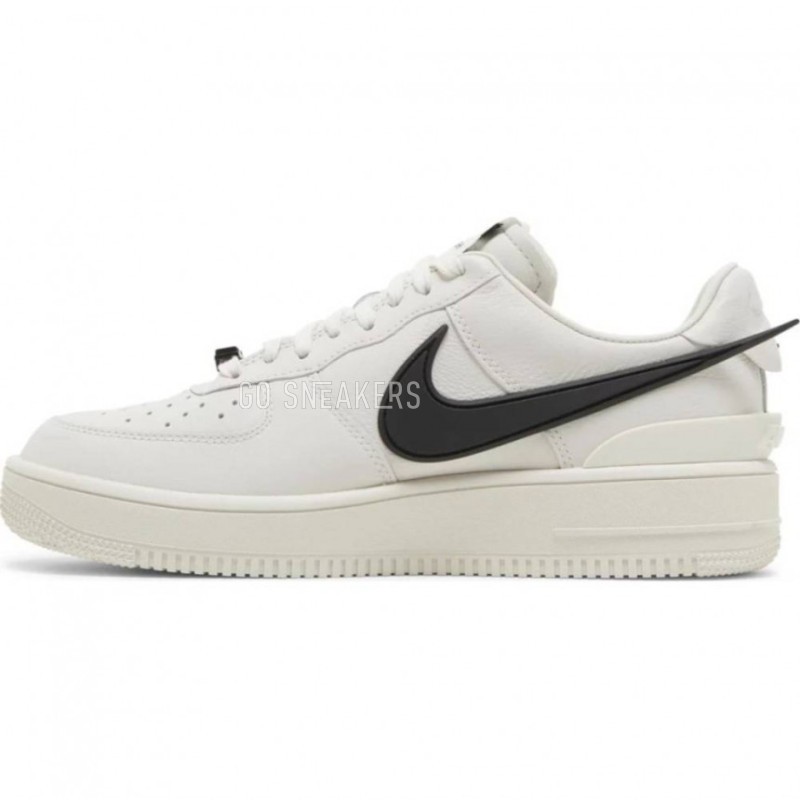 Nike ambush white shop
