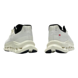 On Running Cloudtilt 'Pearl Ice'